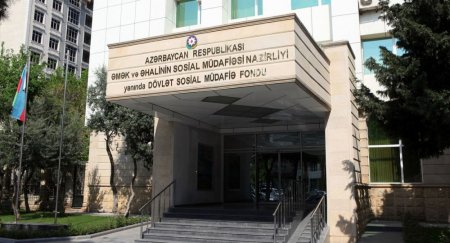 DSMF DÖVLƏTİN ANA QANUNUNU TANIMIR? - Özbaşınalıq