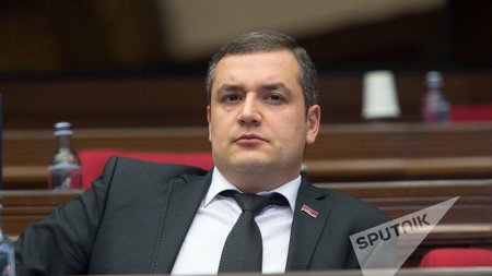 “Rusiya ilə bir dövlətdə birləşməliyik” – Azərbaycana qarşı şok təklif (VİDEO)