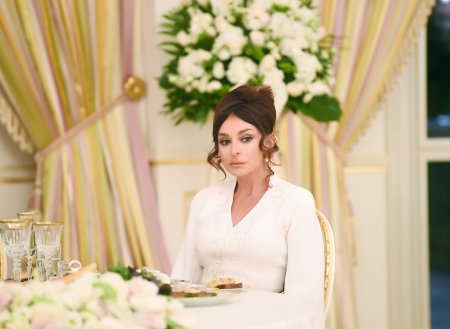 Mehriban Əliyeva Ramazan ayının başlanması münasibətilə Azərbaycan xalqını təbrik edib - FOTO