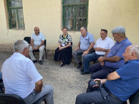 QHT sədri Yasəmən Qəyyumova seçicilərlə görüşlərə başladı