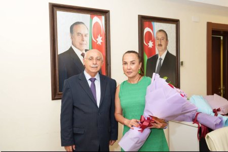 Xətai rayon İcra Hakimiyyətində 22 İyul – Azərbaycan Milli Mətbuatı və Jurnalistika Günü münasibətilə tədbir keçirilib. Xətai rayon İcra Hakimiyyətində 22 İyul – Azərbaycan Milli Mətbuatı və Jurnalistika Günü münasibətilə tədbir keçirilib.