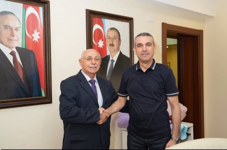 Xətai rayon İcra Hakimiyyətində 22 İyul – Azərbaycan Milli Mətbuatı və Jurnalistika Günü münasibətilə tədbir keçirilib. Xətai rayon İcra Hakimiyyətində 22 İyul – Azərbaycan Milli Mətbuatı və Jurnalistika Günü münasibətilə tədbir keçirilib.